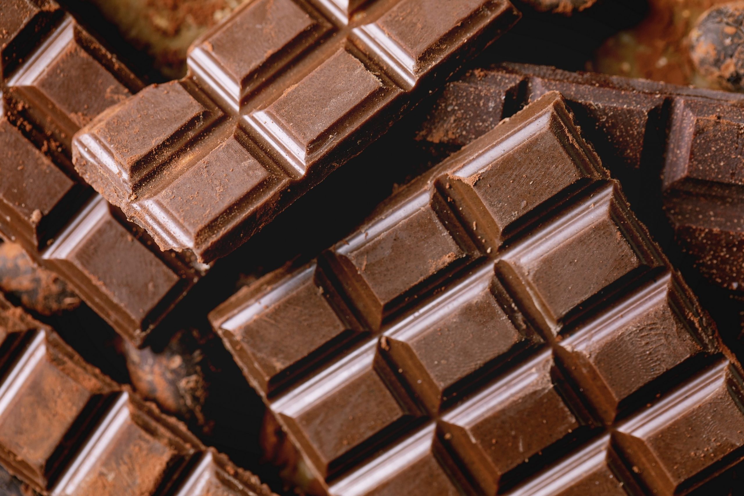 Scottsdale Corporate Wellness Program | Dark Chocolate | Refreshment Service | Better-For-You Snacks